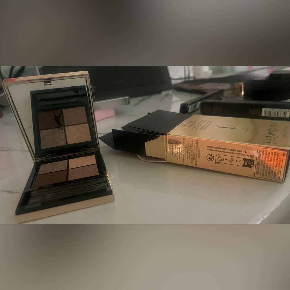 Yves Saint Laurent
Couture Mini Clutch Eyeshadow Palette. Color:100 Stora Dolls - Picture 4 of 4
